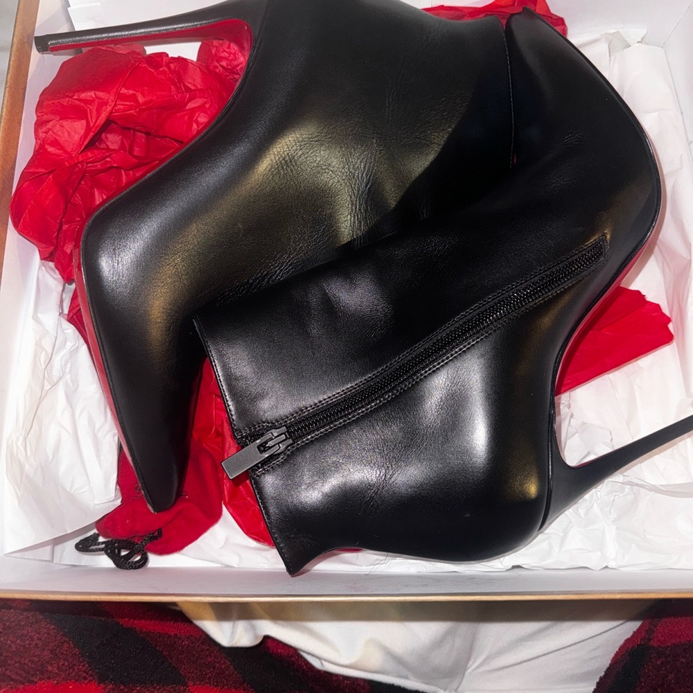 Christian Louboutin So Kate Bootie